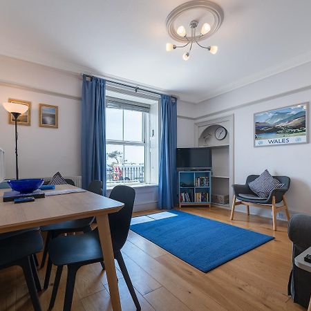 Ground Floor Sea View Apartment Aberdyfi Bagian luar foto