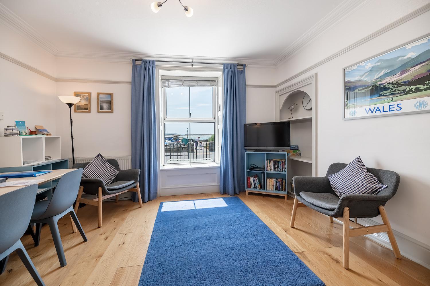 Ground Floor Sea View Apartment Aberdyfi Bagian luar foto